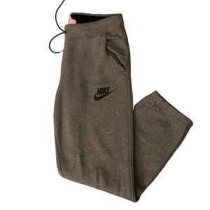 Nike Men’s Fleece-Lined Joggers